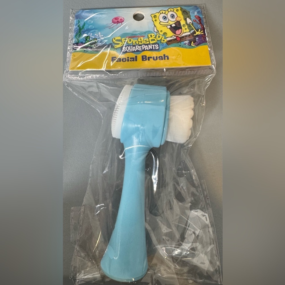 SpongeBob SquarePants Blue Facial Brush